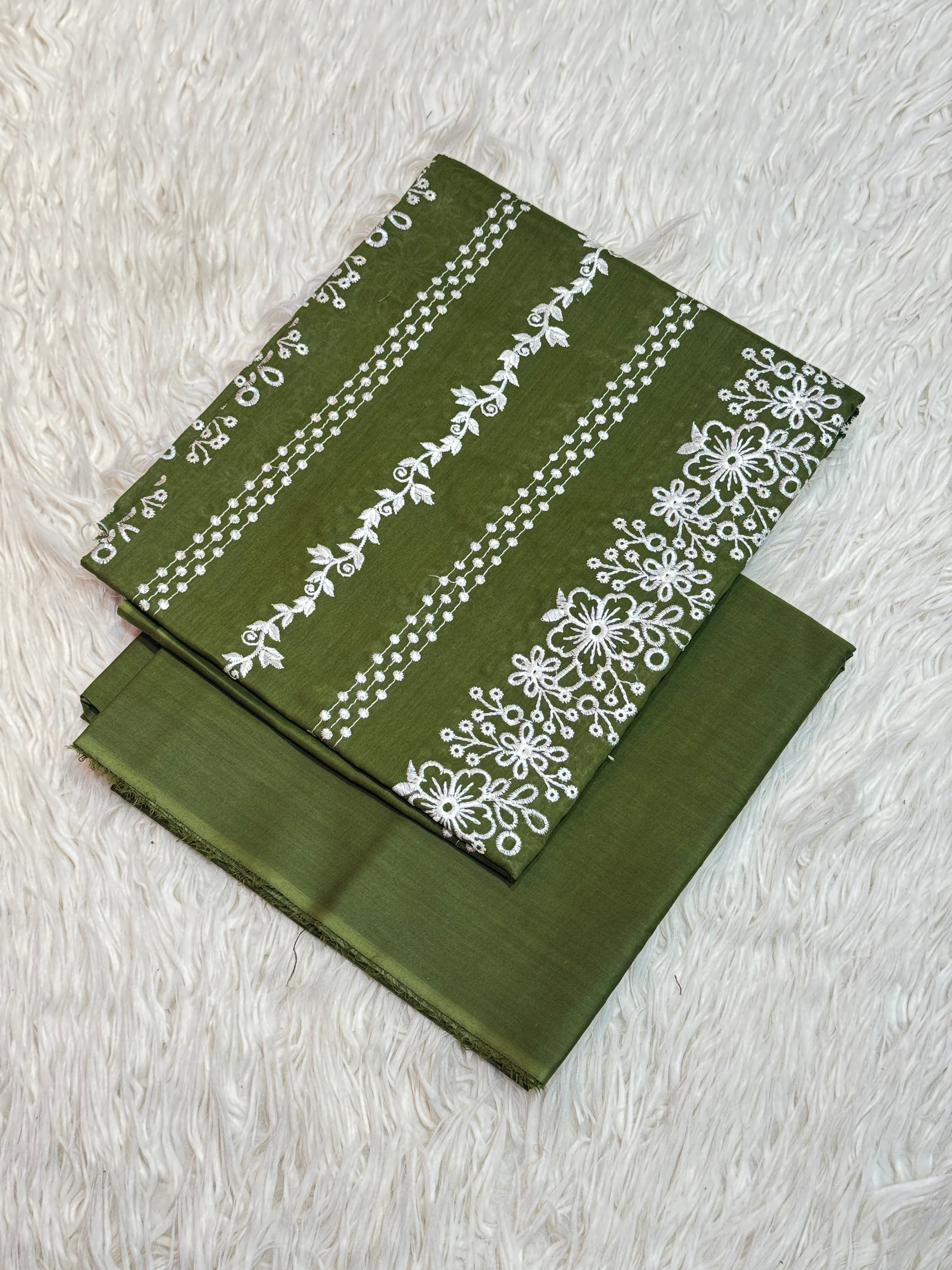 Bareeze 2Pc Lawn Embroidery Suit