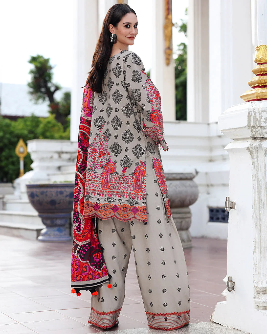 CH 75-3 Piece Unstitched Digital Printed Khaddar Fabric With Embroidered Laces
