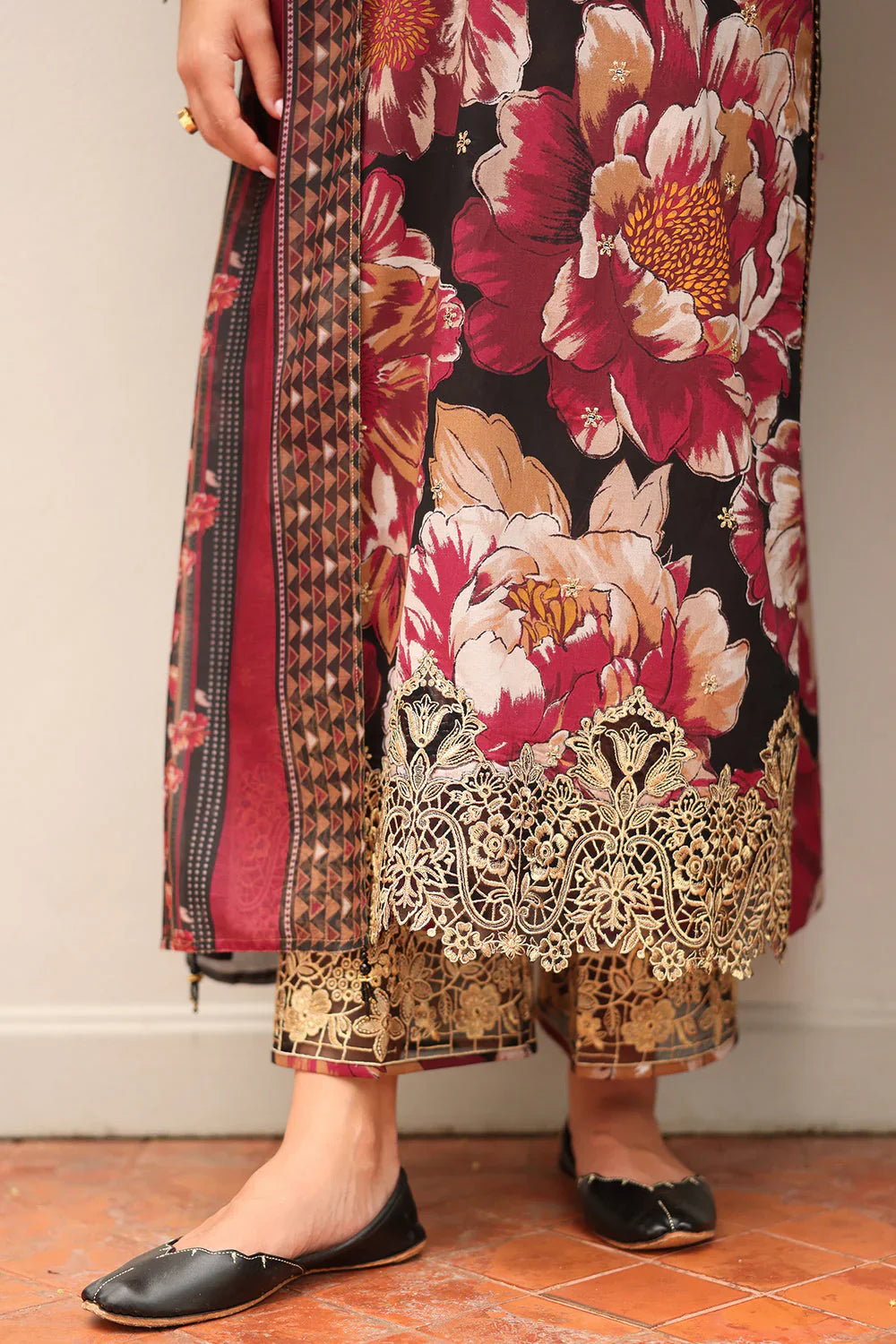 BQ 39-3 Piece Unstitched Digital Printed Khaddar Suit