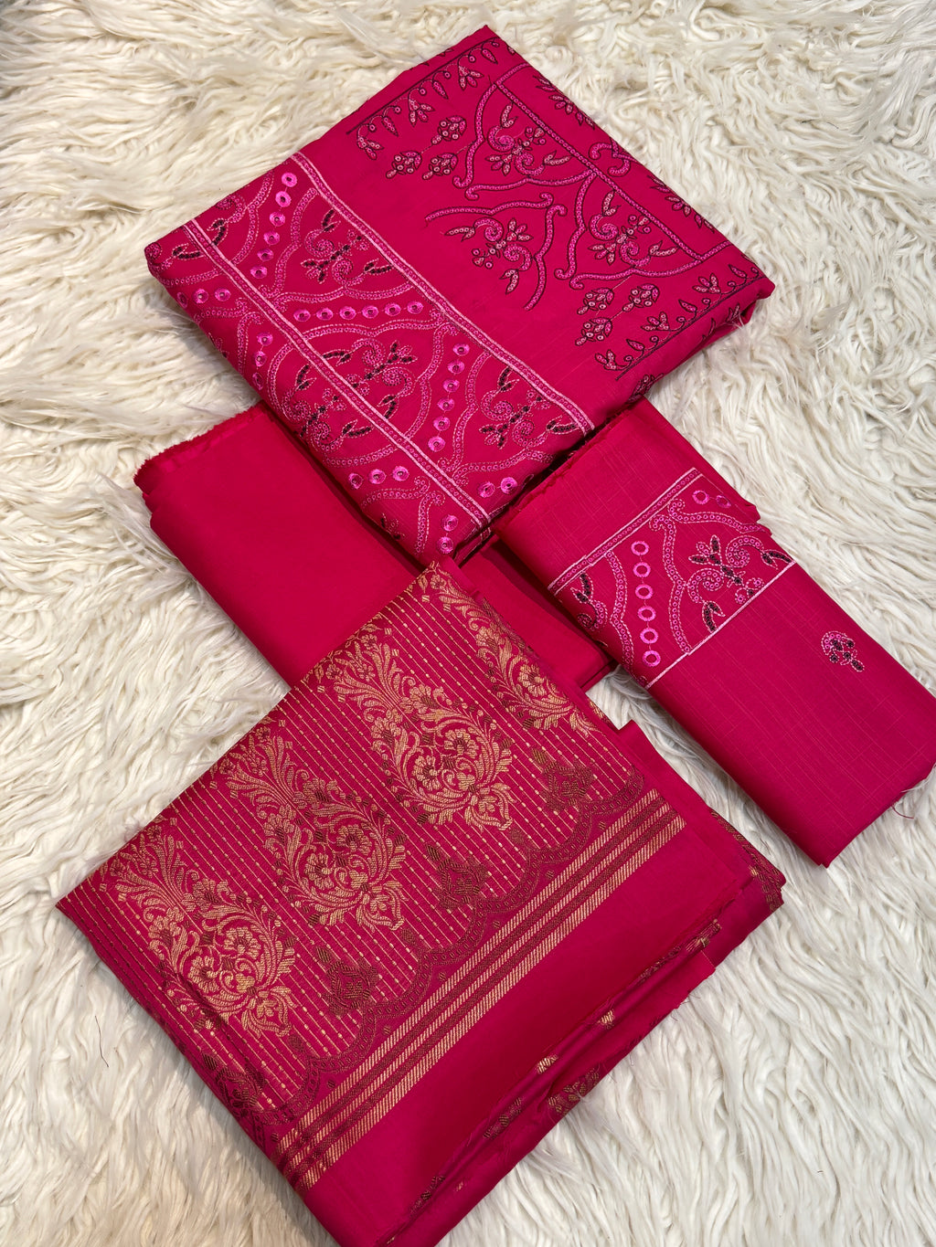 3 Piece Doria Lawn Embroidered Suit