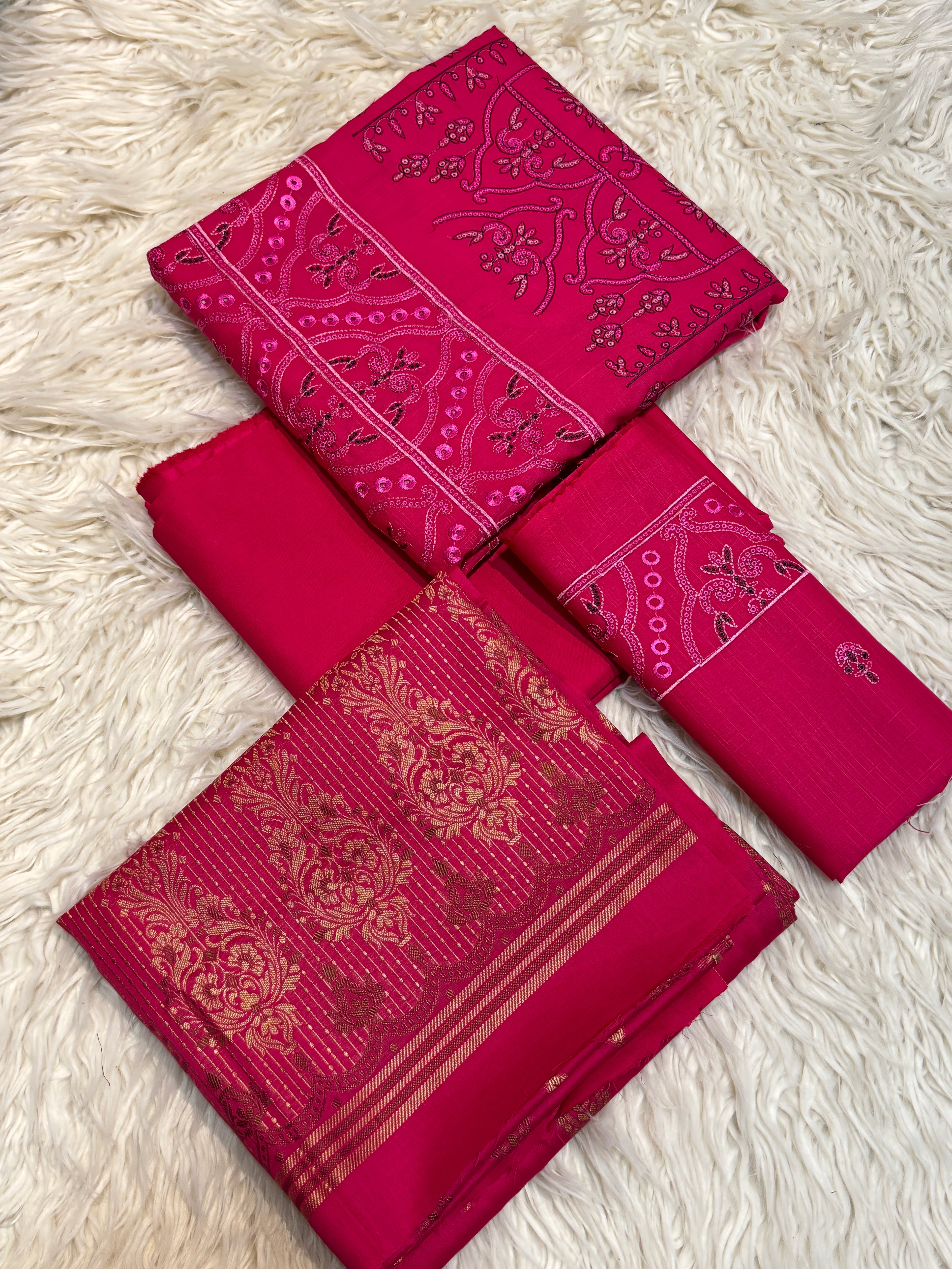 3 Piece Doria Lawn Embroidered Suit