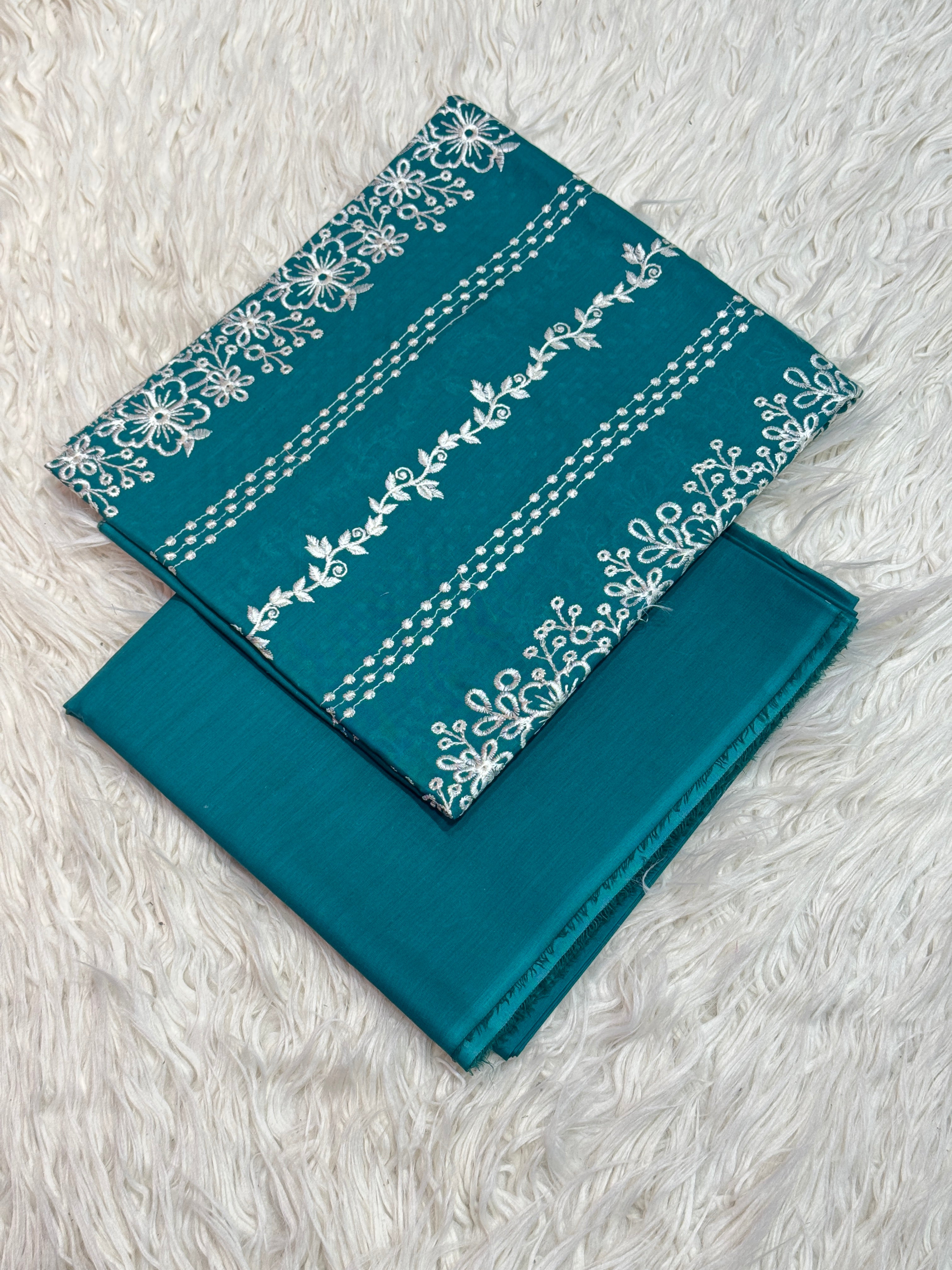 Bareeze 2Pc Lawn Embroidery Suit