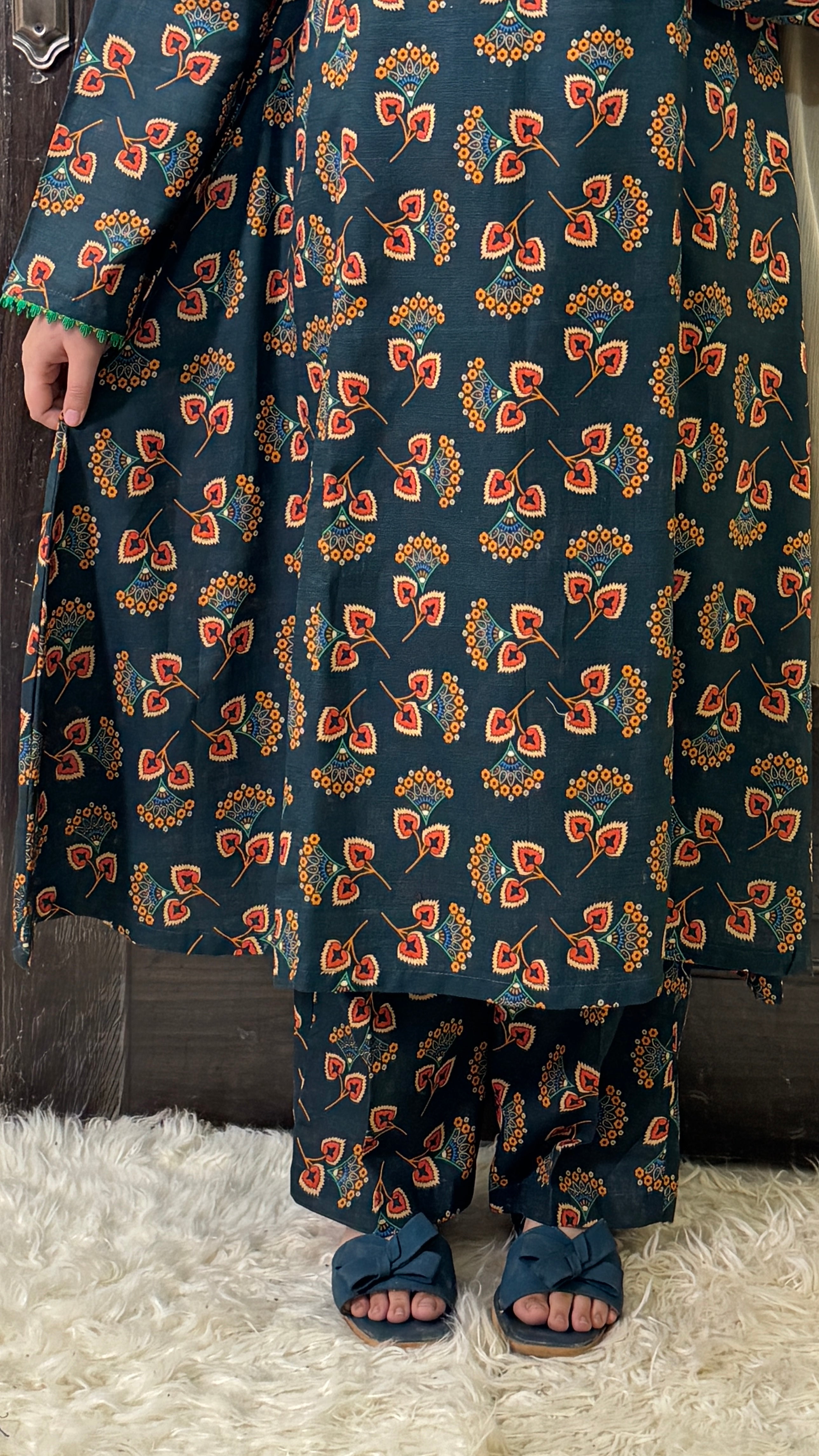 2 Piece - Printed Light Khaddar Stitched Suit