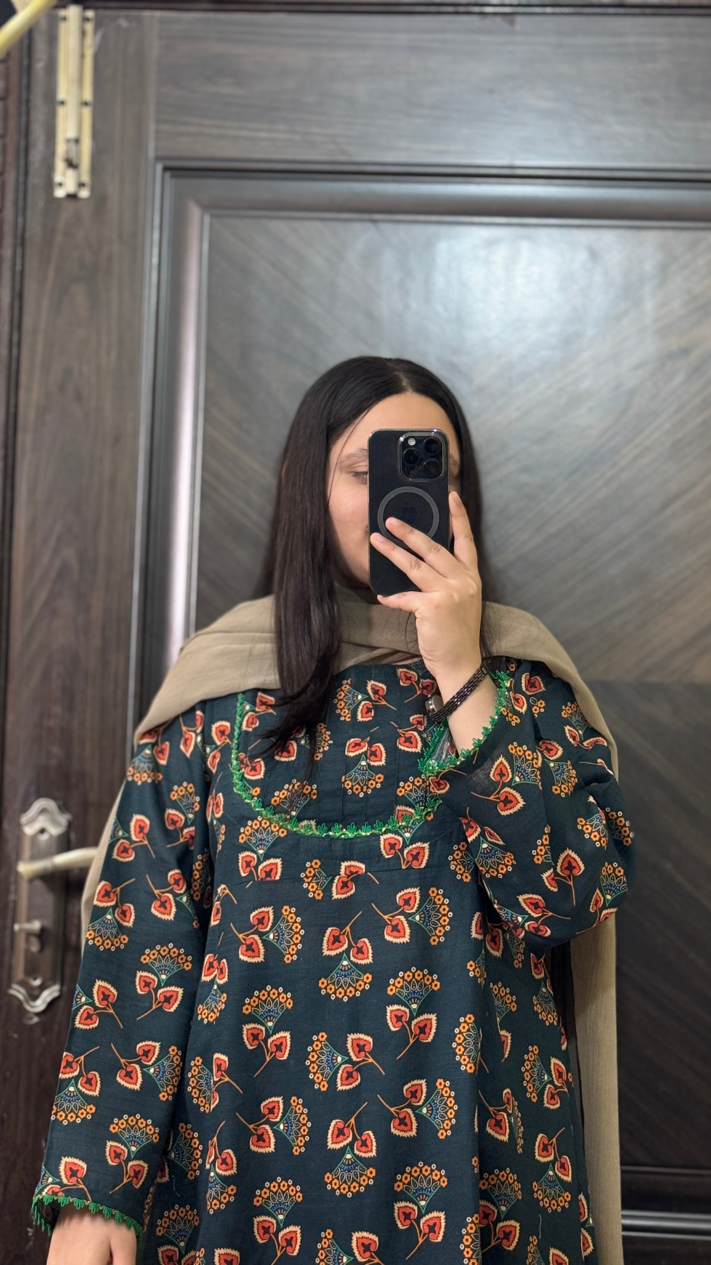 2 Piece - Printed Light Khaddar Stitched Suit