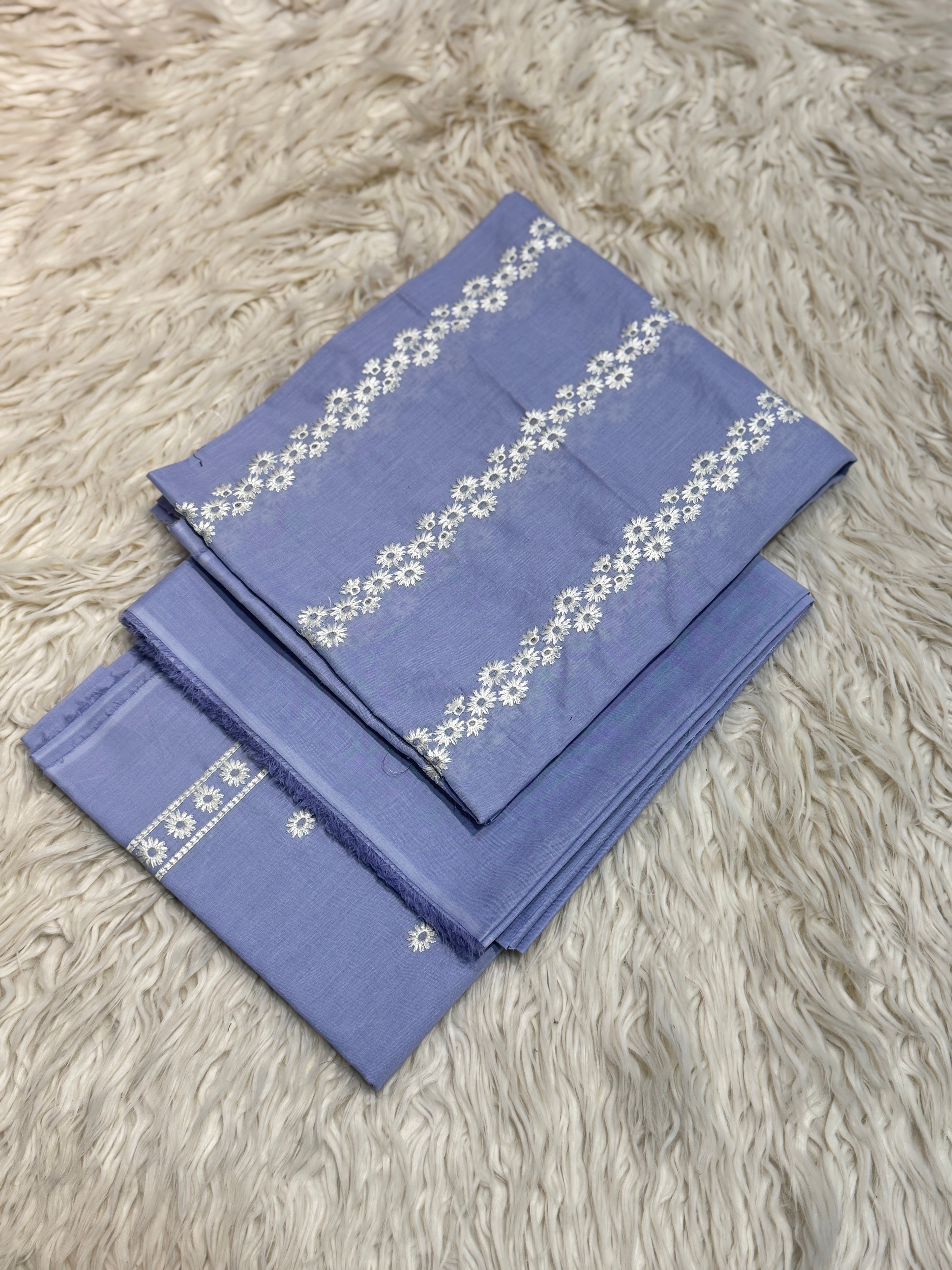 Bareeze 2Pc Lawn Embroidery Suit