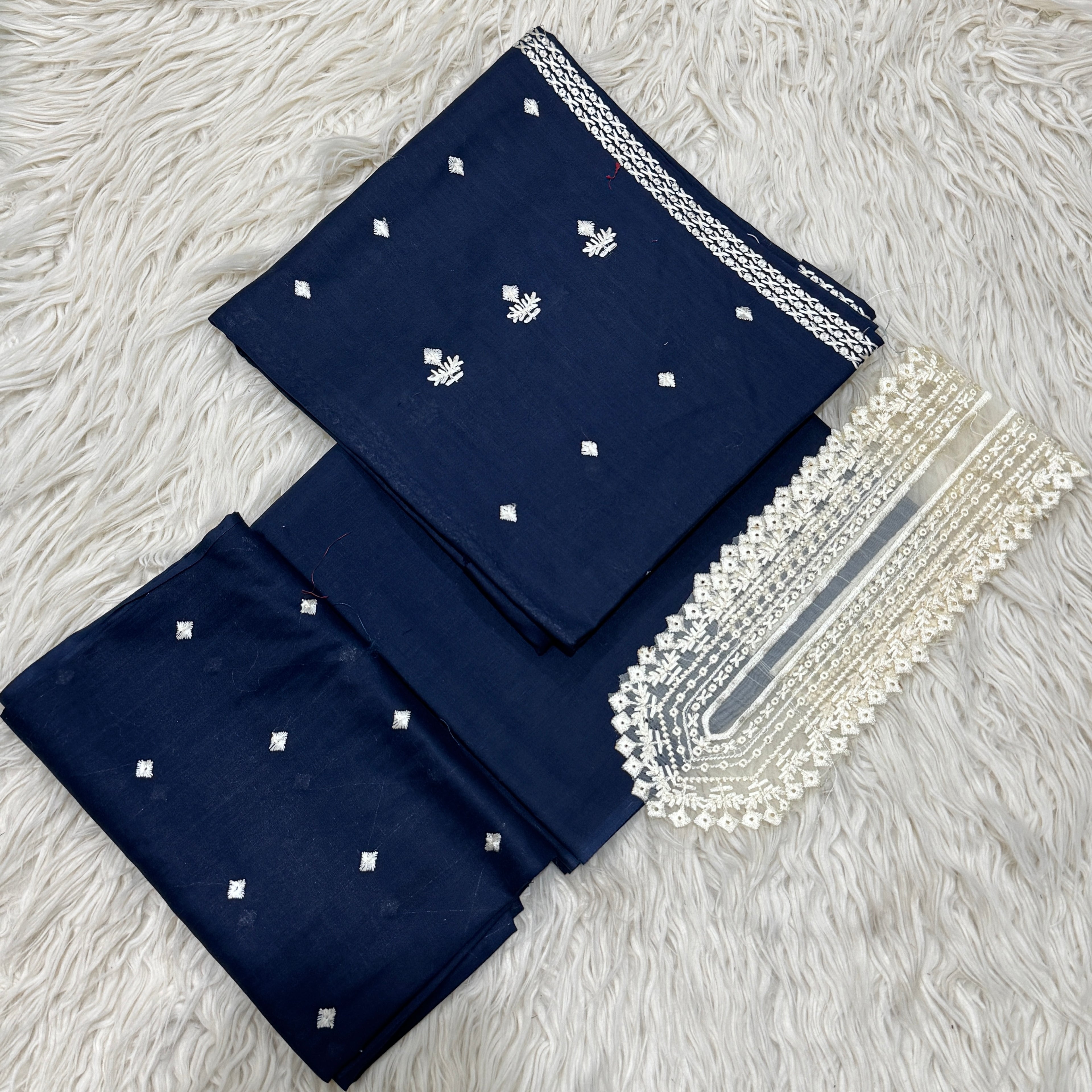 Bareeze 2Pc Lawn Embroidery Suit