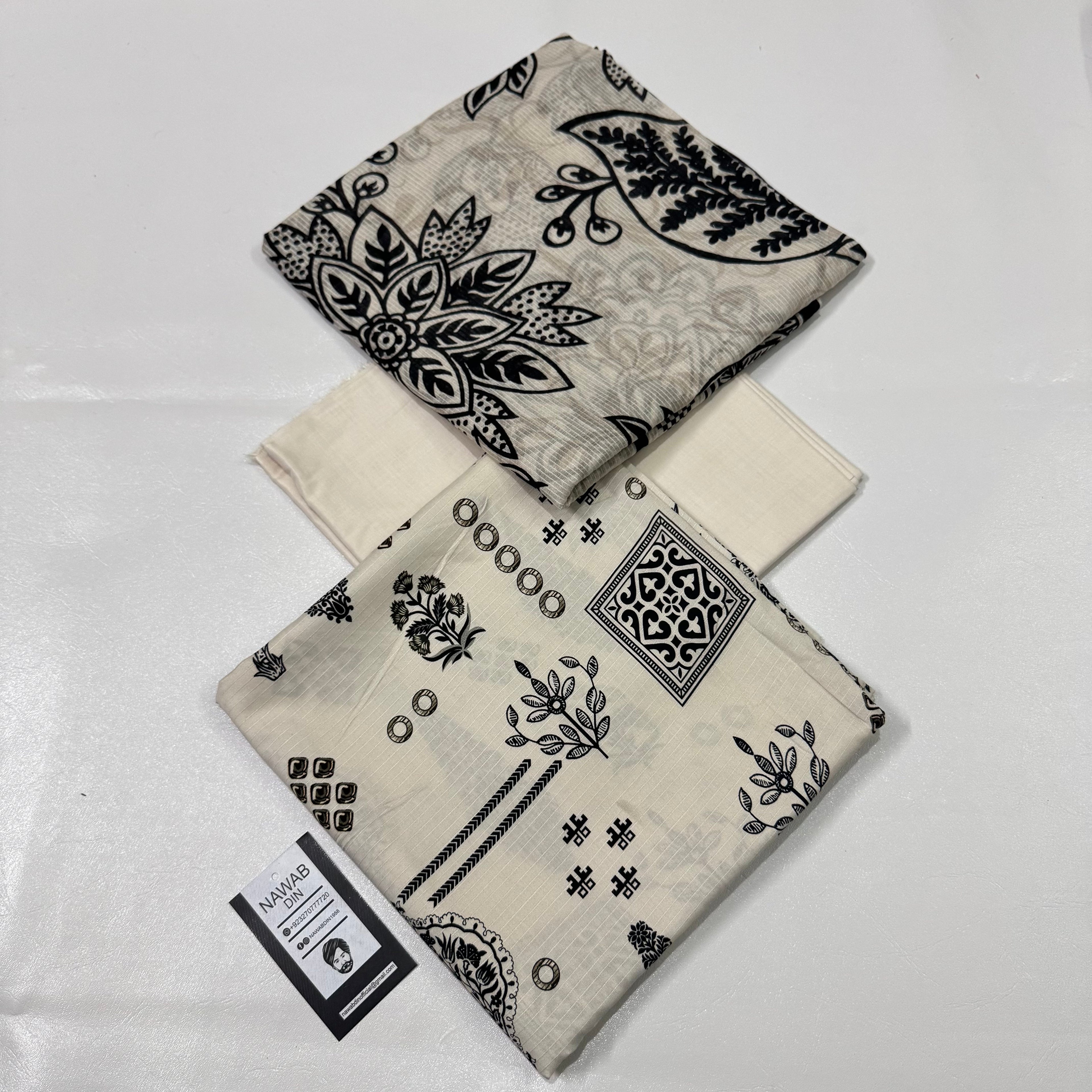 3 Pc Doria Linen Printed Unstitched Suit