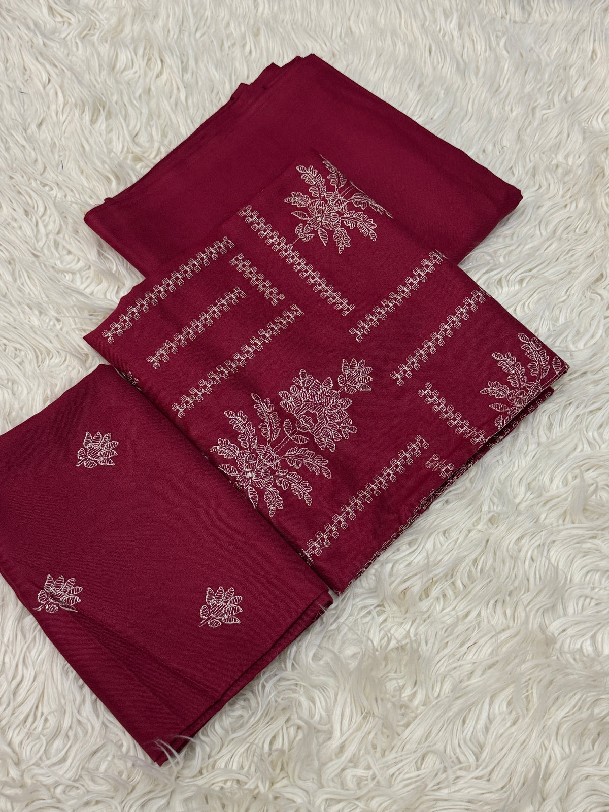 2PC Dhanak Embroidered Suit