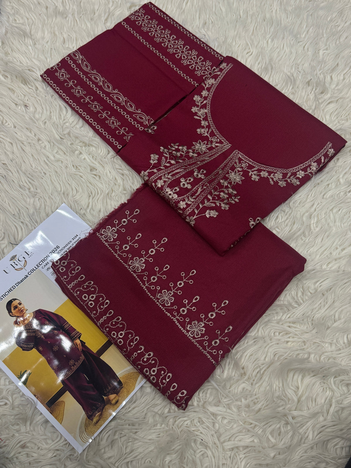2PC Dhanak Embroidered Suit