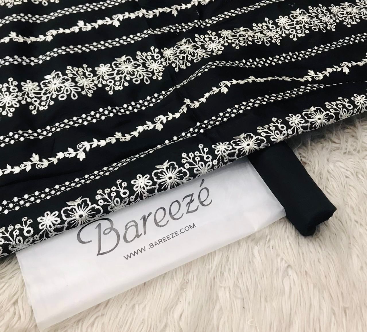 Bareeze 2Pc Lawn Embroidery Suit