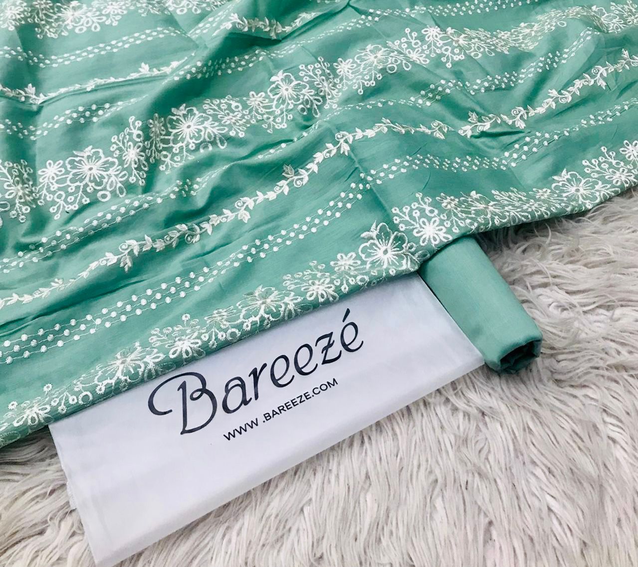 Bareeze 2Pc Lawn Embroidery Suit