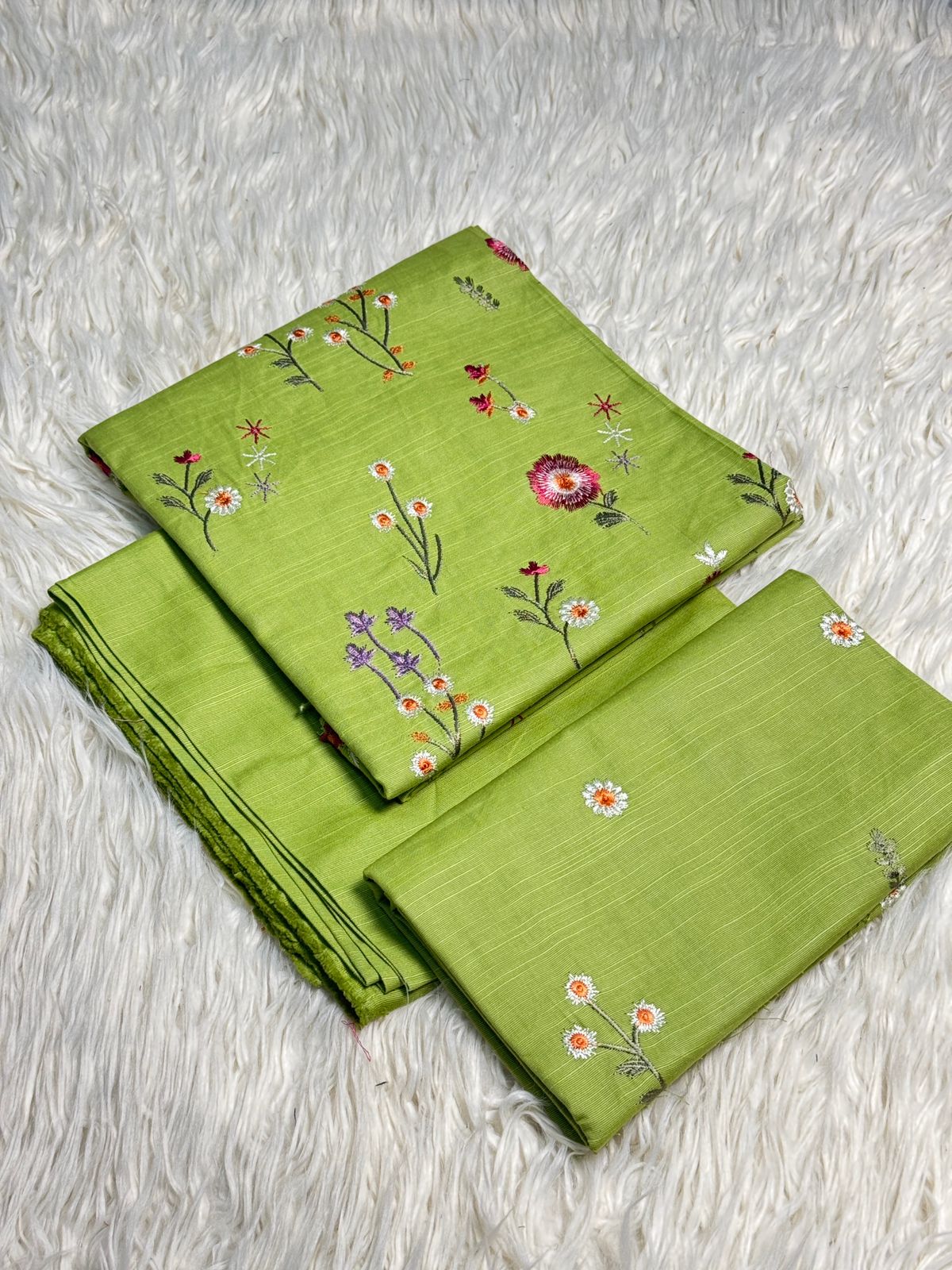 2PC Khaddar Embroidered Suit