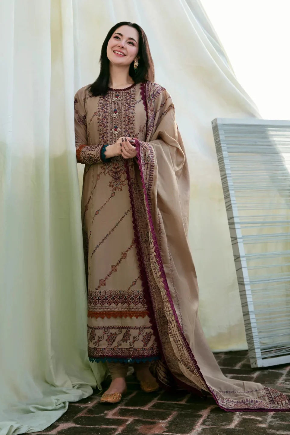 FL 895-3 Piece Unstitched Fully Embroidered Dhanak Suit